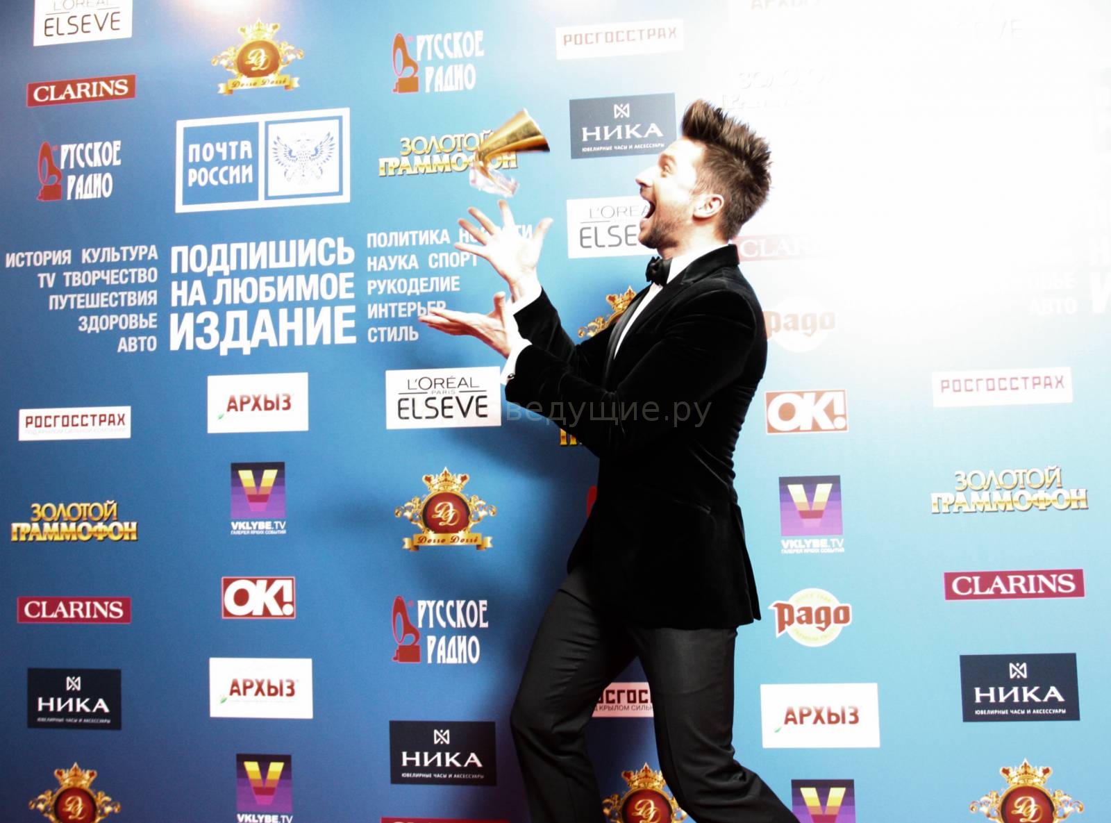 На фото - Сергей Лазарев на церемонии Золотой граммофон 2015