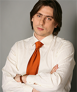 На фото - Роман Емельнов, радиоведущий, генеральный продюсер Нового Радио